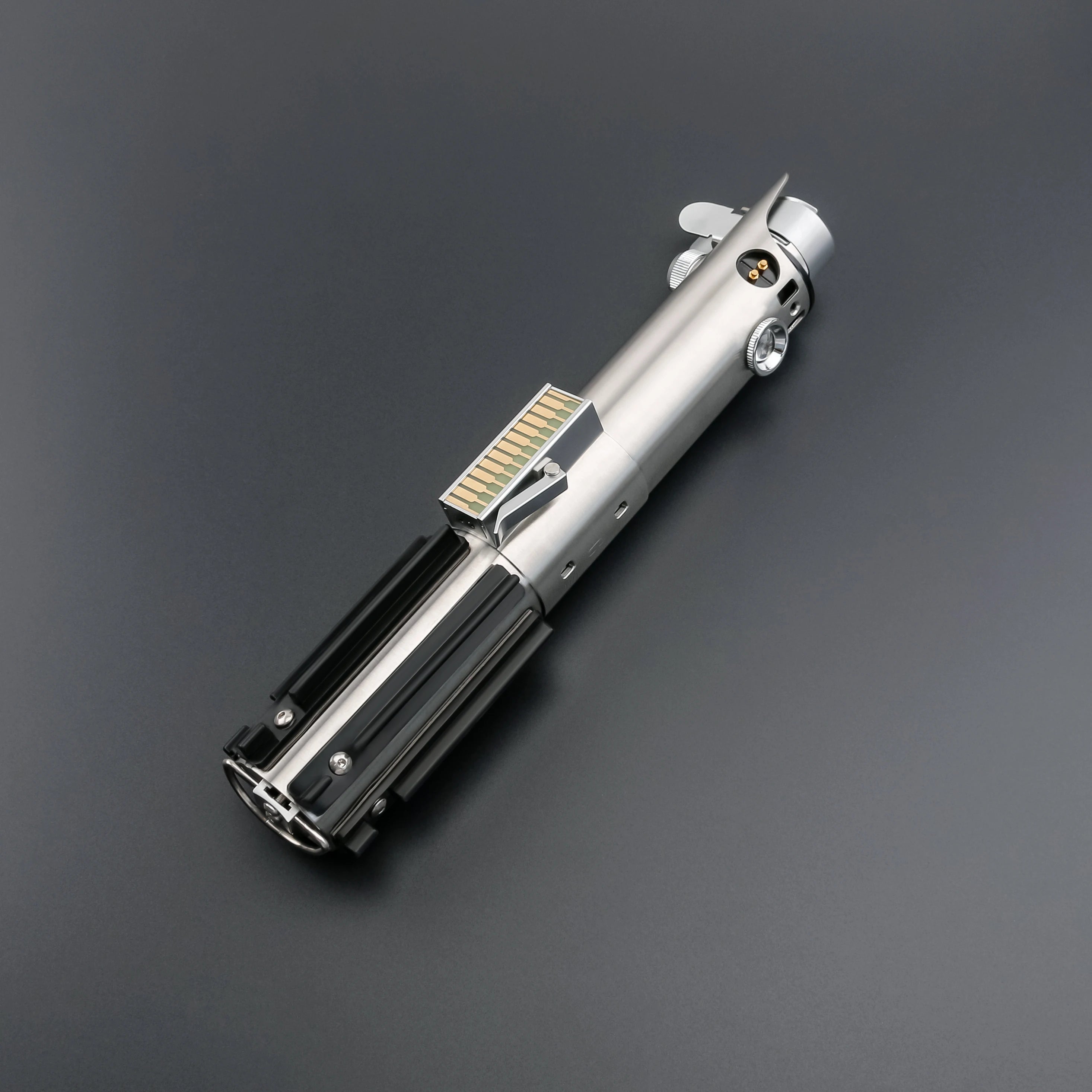 TXQ LUKE Skywalker Surper SNV4 Metal Hilt Combat Lightsaber Proffie Smooth Swing Blaster Metal Toys Cosplay Juguetes lightstick