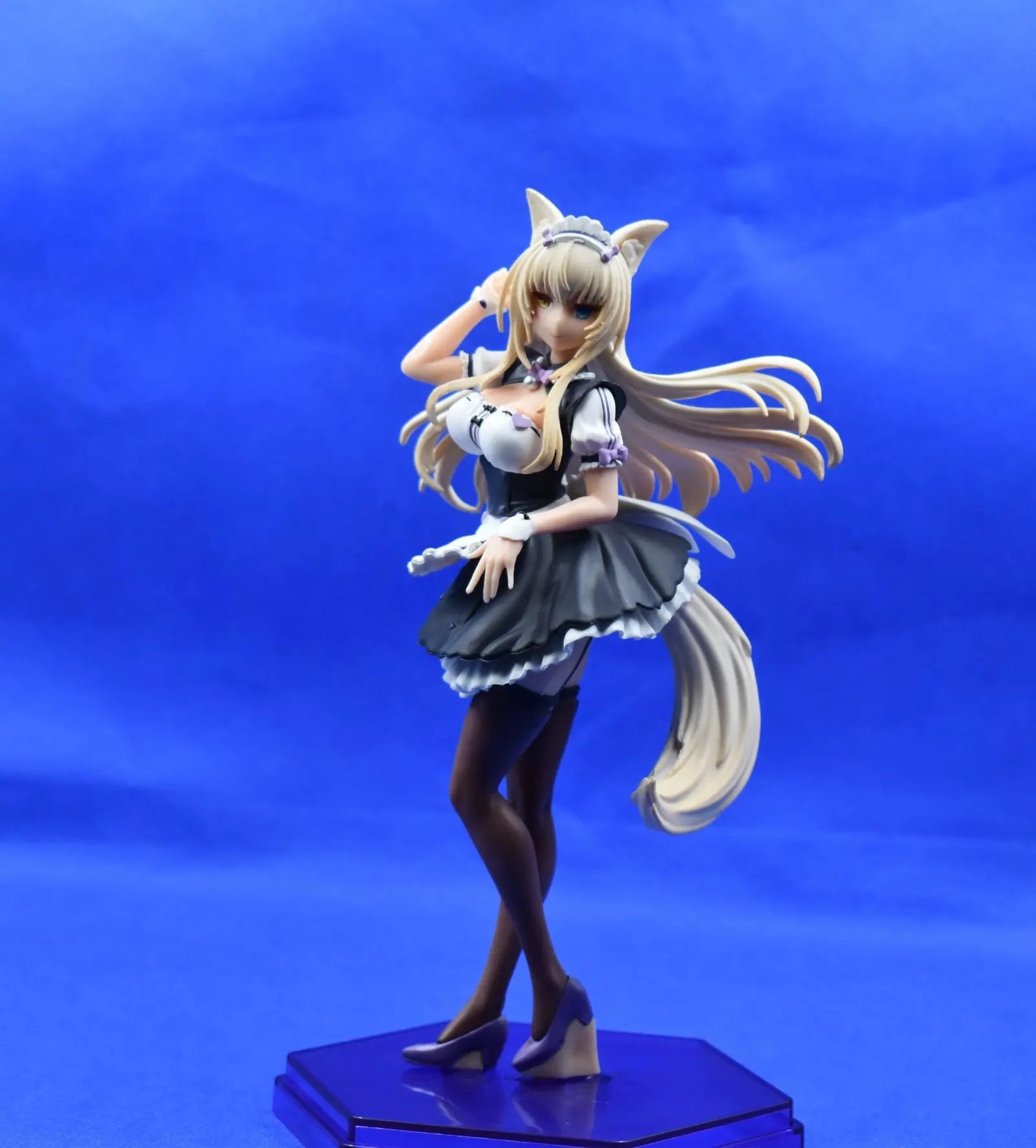 19CM Anime Nekopara Coconut Figure Standing Maid Outfit Ver Anime Azuki Model Toy Gift Collection Action Figure PVC