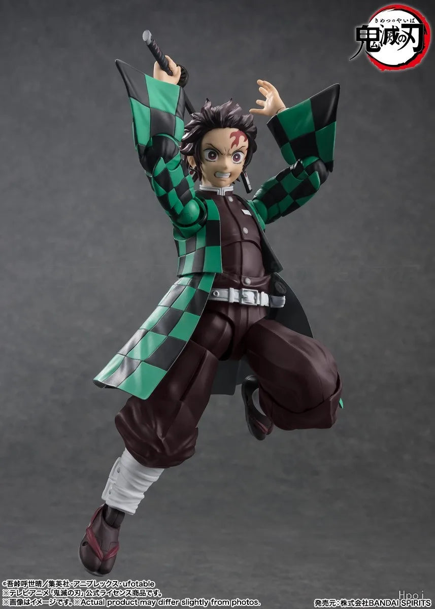 【In Stock】Original Bandai SHF Demon Slayer: Kimetsu No Yaiba Kamado Tanjirou Action Figure Model Toy Gift