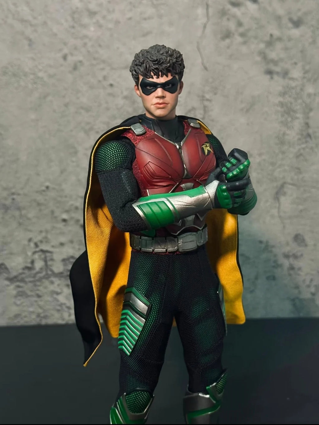 [24-Hour Shipping] Soosootoys SST-035 Wingman Robin (Tim Drake) Teen Titans DC Batman 1/6 Action Figure Completed