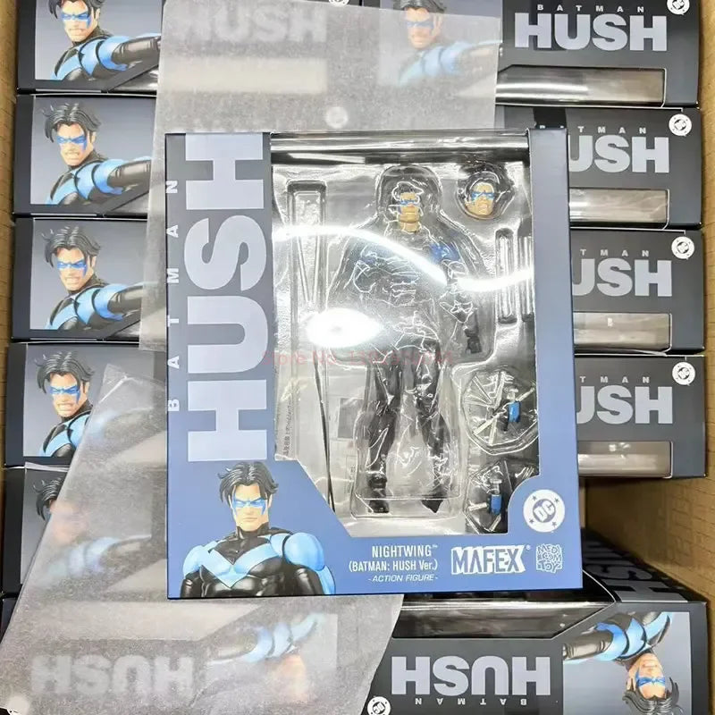 Nuine Medicom Mafex 175 Nightwing Action Figure 1/12 Scale Batman Hush Ver Anime Collection Desktop Ornament Exquisite Gift Doll