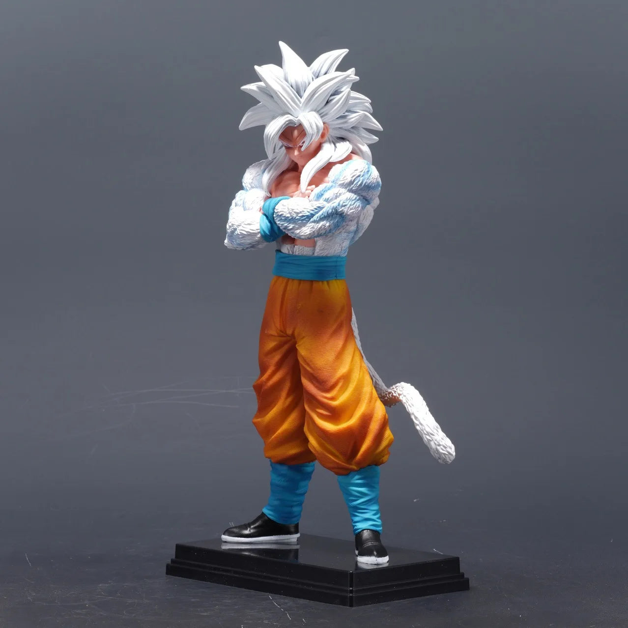 Super Saiyan Super Five Goku White Hair Double Headed Statue Collectible Action Figure Boxed Standing Sculpture Toy