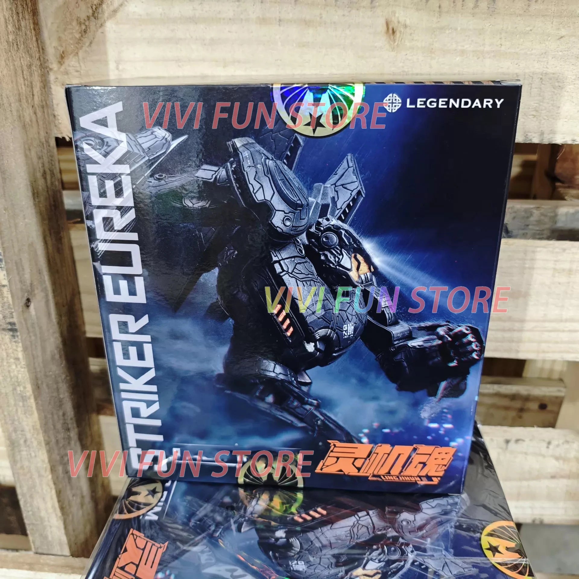 In Stock LINGJIHUN 20cm Striker Eureka Movable Model Toys Mecha With LED Optional BOX Reinforced