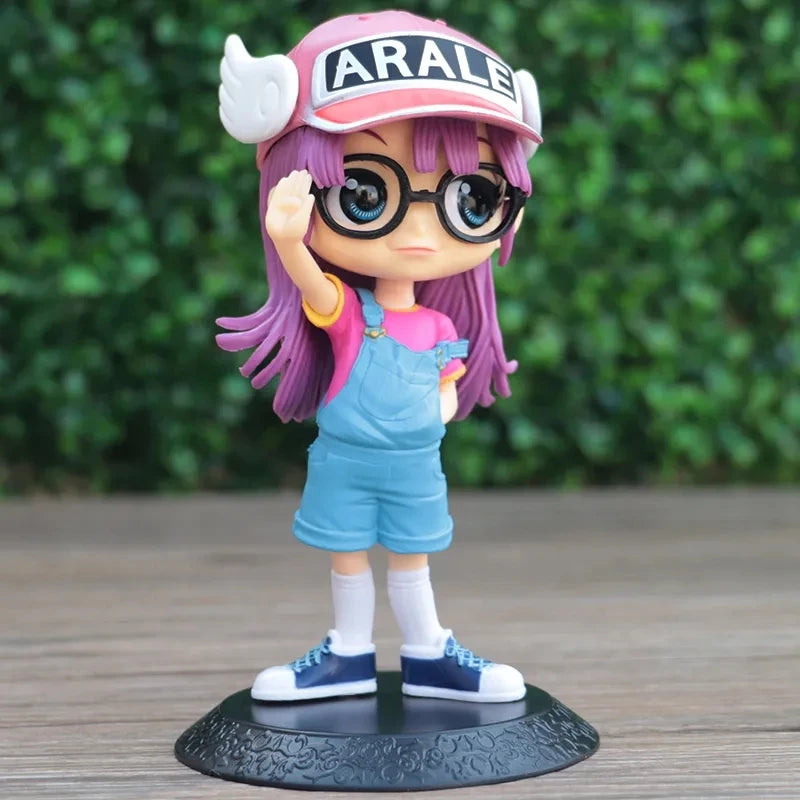 13cm Anime Dr.SLUMP Arale Figures Car Ornaments Toy Cake Decoration Dr IQ Collection PVC Doll Arale Figurine Model Child's Gifts