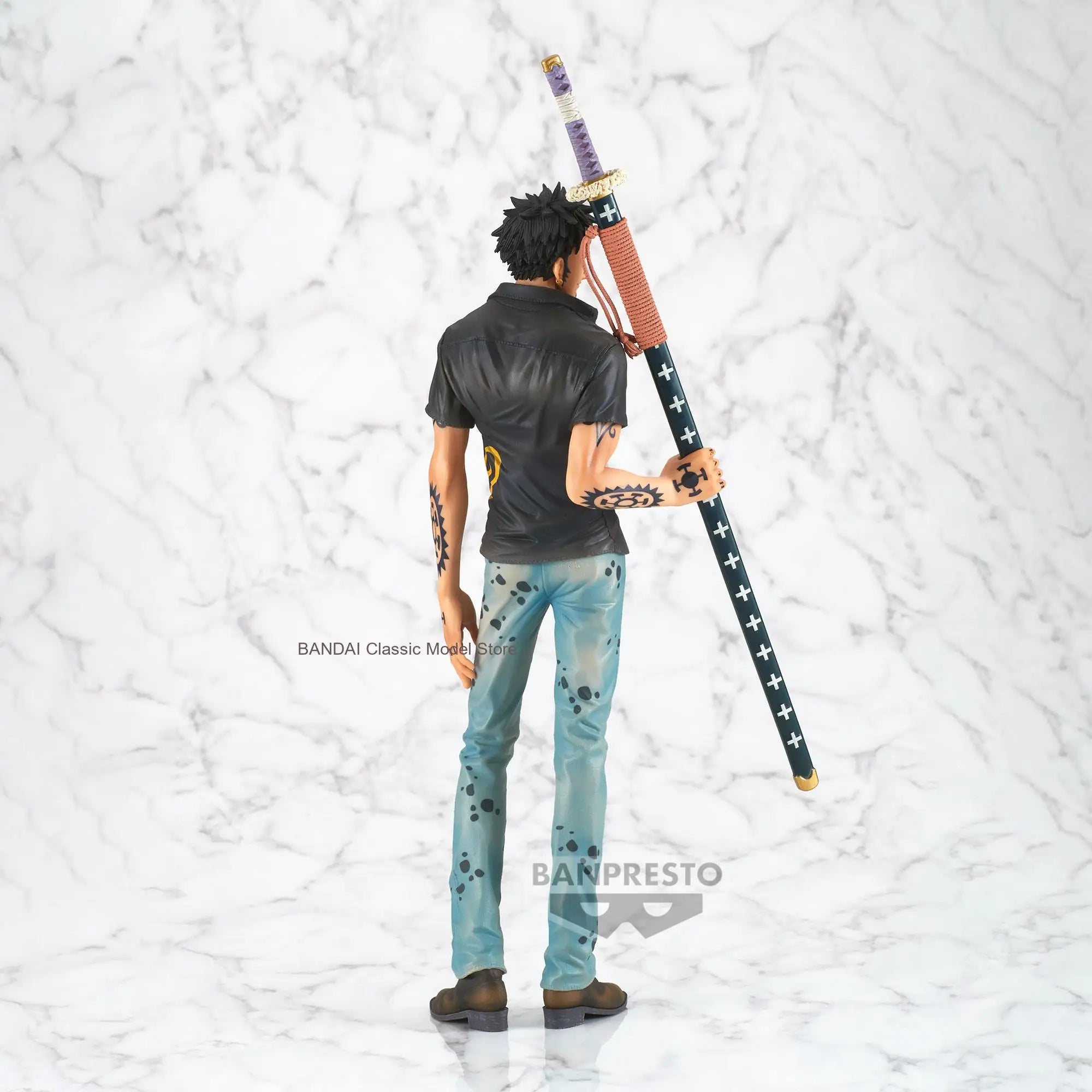 In Stock Original Genuine BANPRESTO SMSP SUPER MASTER STARS PIECE TRAFALGAR LAW THE BRUSH Model Action Toy 30cm