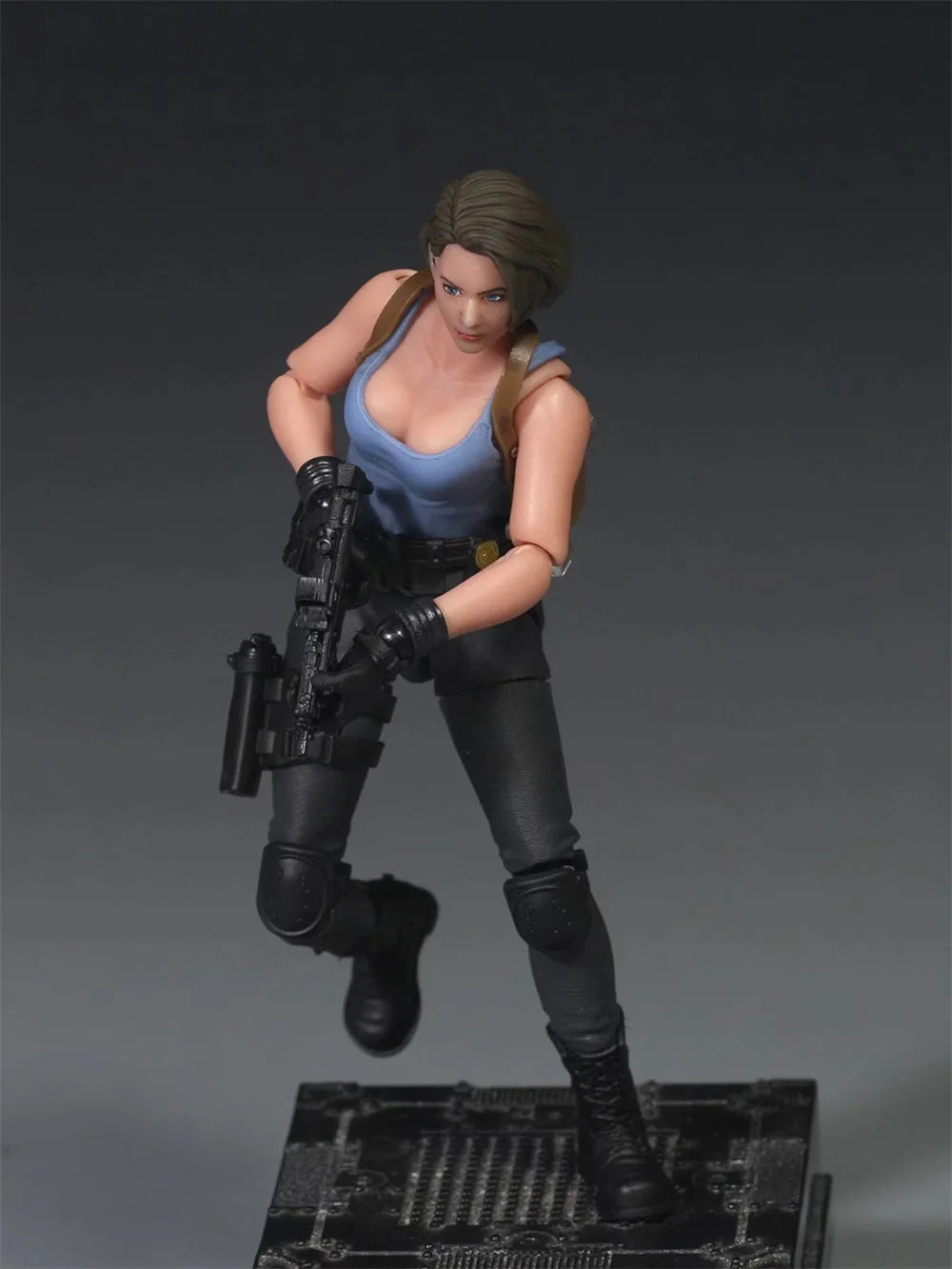 1/18 Acid Rain Residents of the Female Charactor Player Female Soldier Doll with Weapons Full Set About 3.75" For Fans Collect