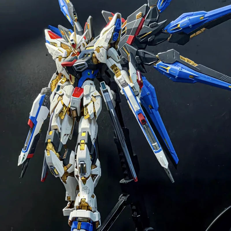 【НА НАЛИЧНОСТ】CHANGLONG 7701 Strike Freedom MGEX MG 1/100 Комплект за сглобяване на модел, аниме фигурка, колекционерска, персонализирана детска играчка, подарък