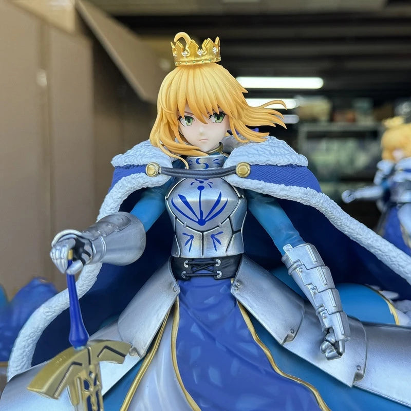 Fate Stay Night Anime-Produkte König Artus Altolia Pendragon Rüstung Säbel Stehende Haltung 27cm Actionfiguren Ornament Spielzeugmodell