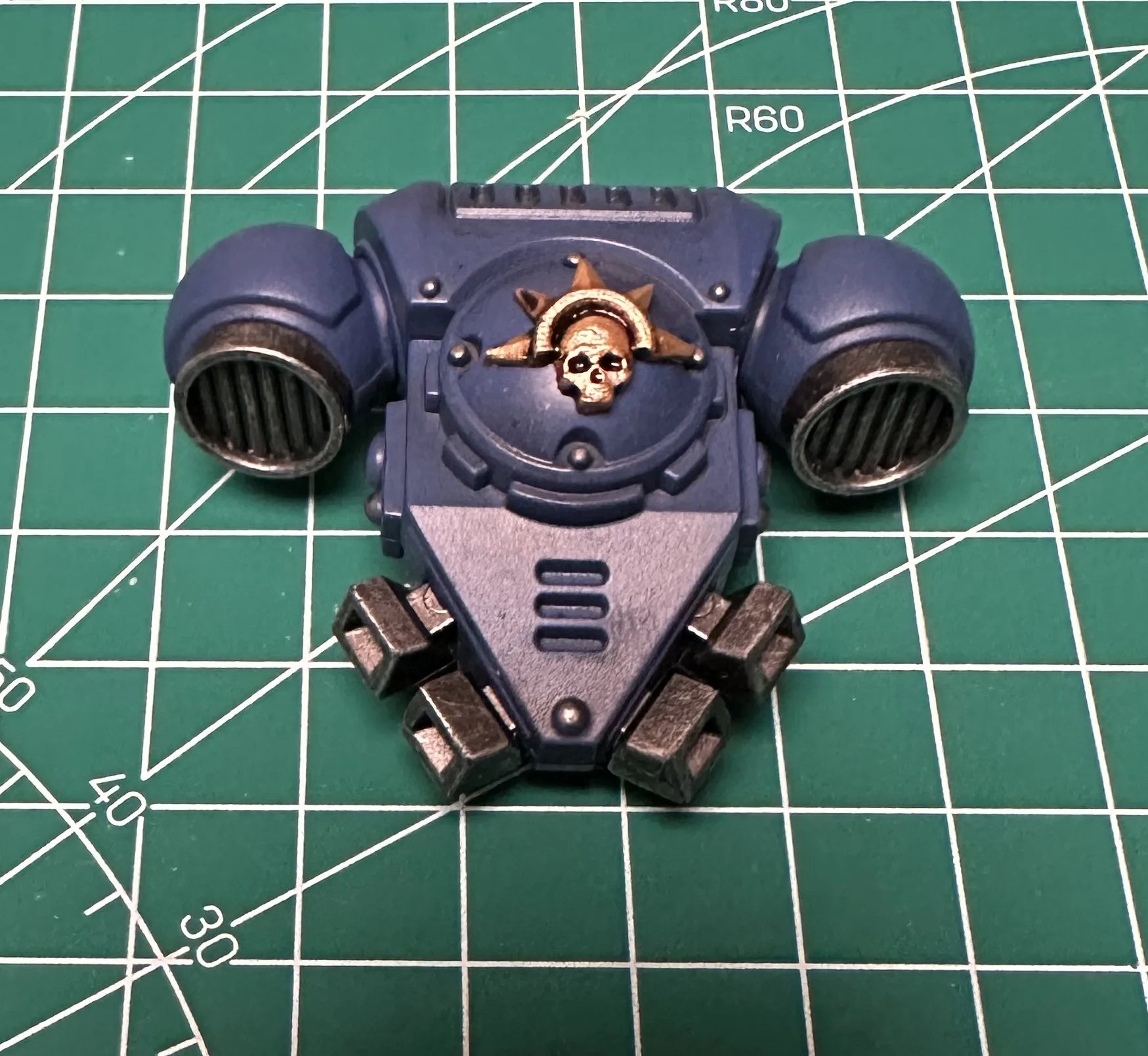 [AUF LAGER] JOYTOY Warhammer 40k 1/18 Actionfiguren Ultramarines Bladeguard Antikes Modell Spielzeug Jungengeschenke