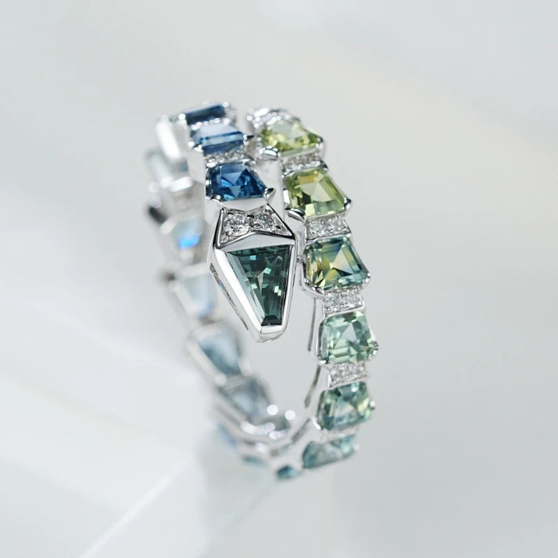 BELLUX Fine Jewelry Customized Ring 18k Gold Material Natural Gemstone Green Snake Full Diamond Ring