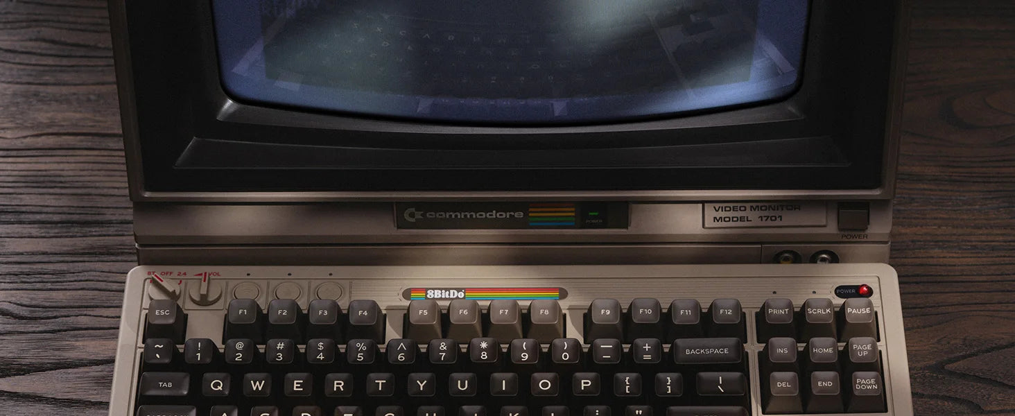 8BitDo Retro Mechanische Tastatur C64 Edition, Bluetooth, 2,4G Wireless und Kabelgebundene 3-Modus-Verbindung, für PC Windows 10 und Android 