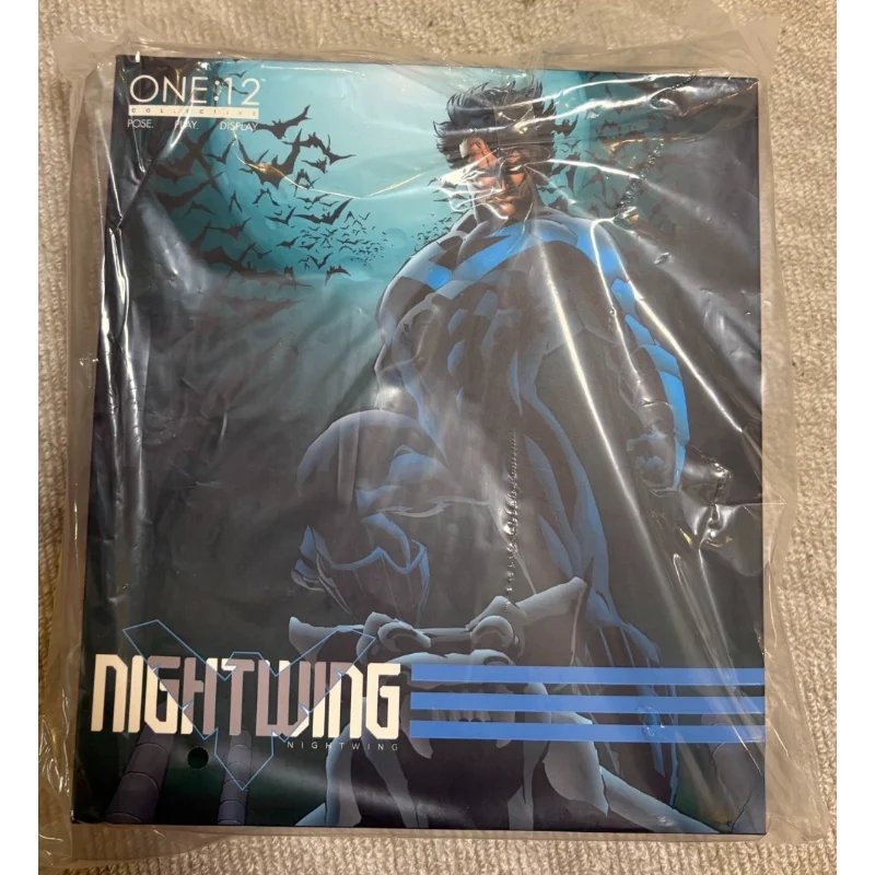 In Stock Mezco Toys One:12 Nightwing Robin Dick Grayson Movability Model Toys Collection Cartoon
