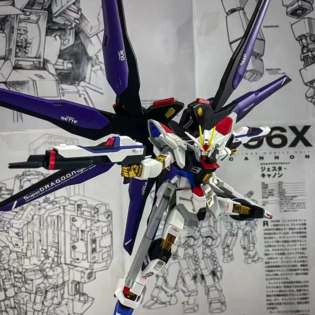 Bandai Bestseller Assembly Model Figure Hg 1/144 Extraordinary Ascension Strike Freedom With Water Decals Action Figures
