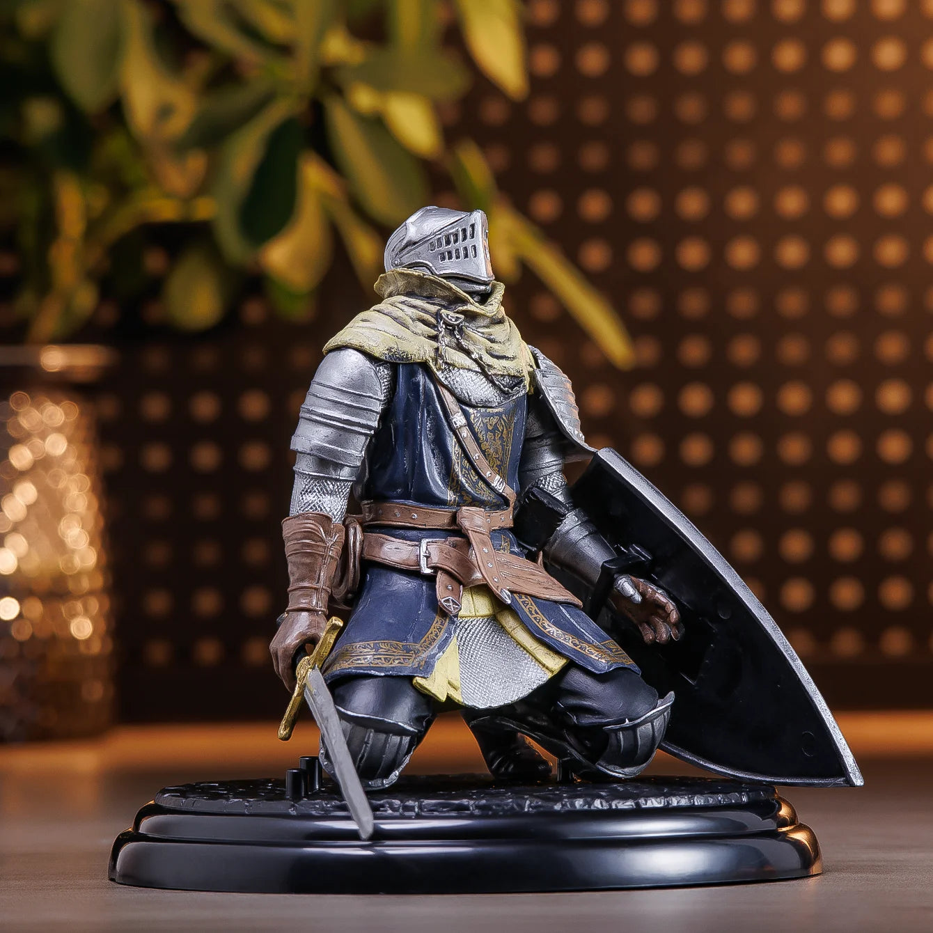 Dark Souls Superior Knight Armor Astra Armor Model Statue Anime Merchandise Home Decor Small Gifts Holiday Gifts