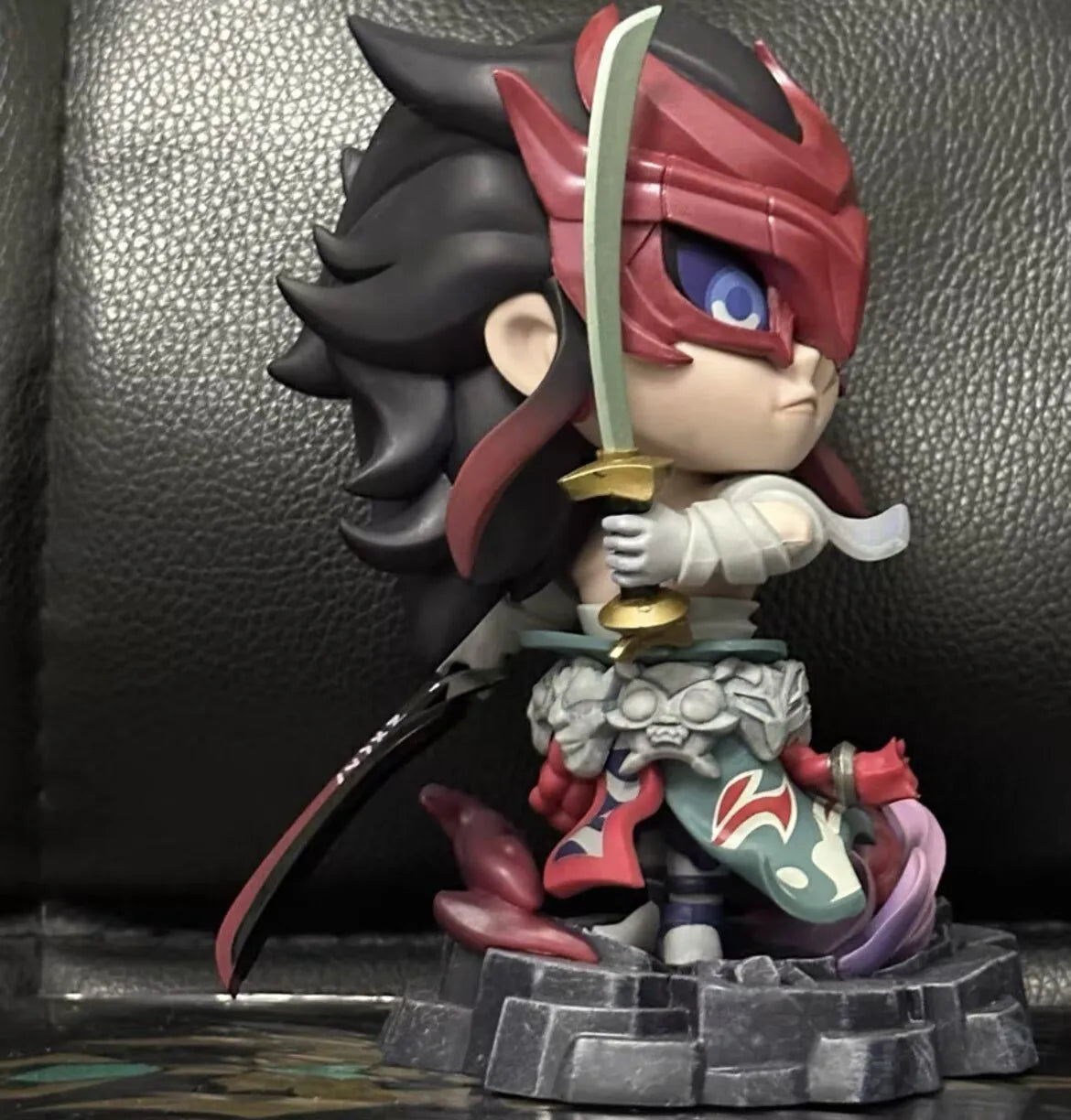 Yone the Unforgiven Collectible Sculpture - LOL Chibi Style Action Figure