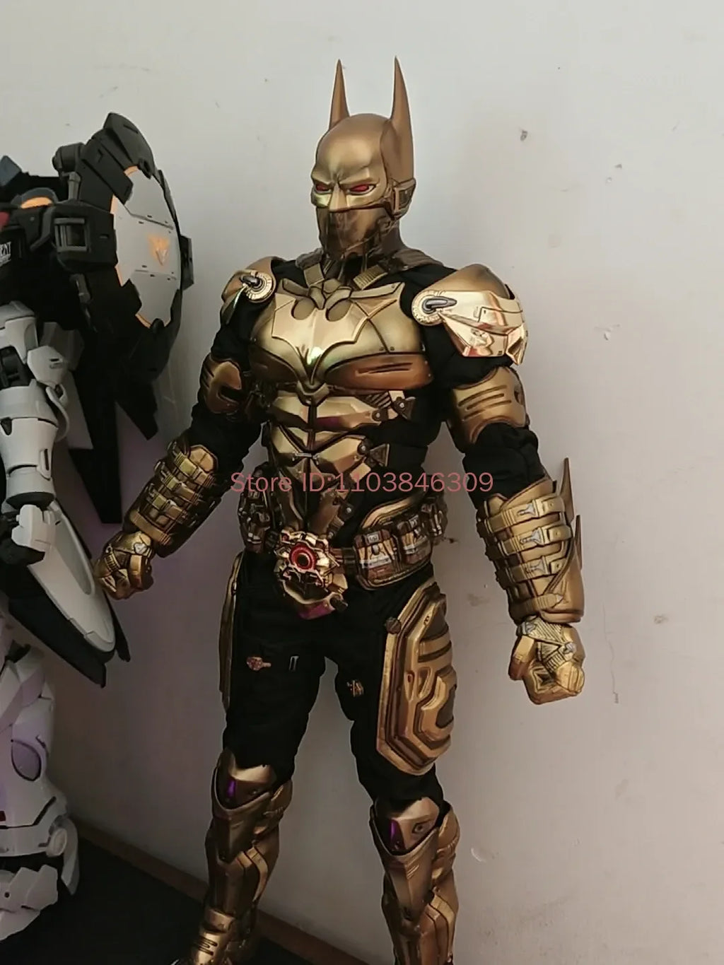 Anime Batman Arkham Knight Future Batman Black Gold Edition 1:6 Scale Handmade Collectible Action Figure for Toy Fans