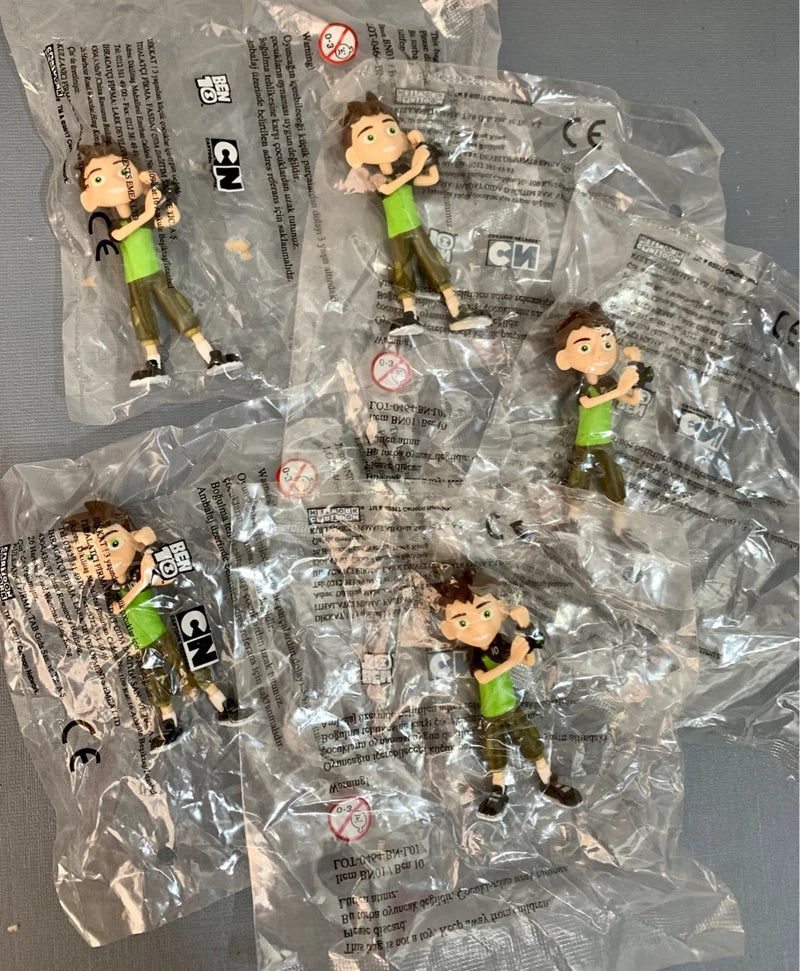 Ben 10 Mini Figure Boy Ben Toys Ornament Cake Decoration Figurine Miniature Collection Prop