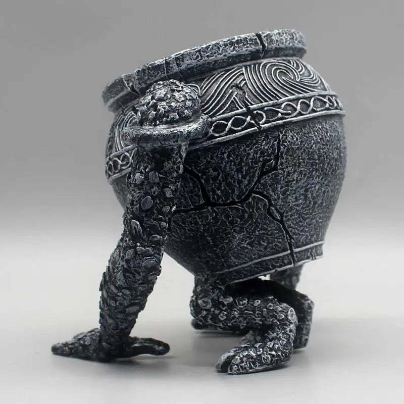 14cm Game Peripheral warrior pot Alexander jar pot brother model resin ornaments platinum amulet  Model Gift Toys collection