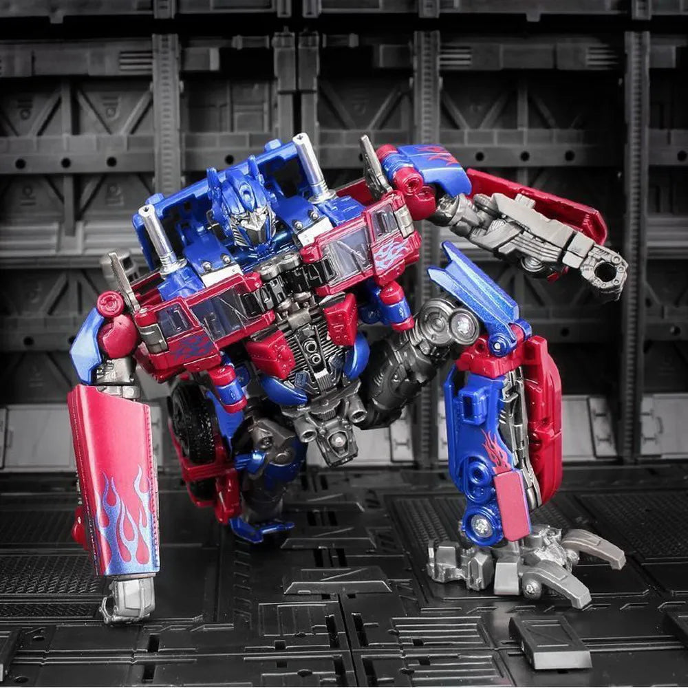 Transformation Robot Optimus Commander SS05 Action Figure Collectible Toy for Kids And Adults JYH 8801