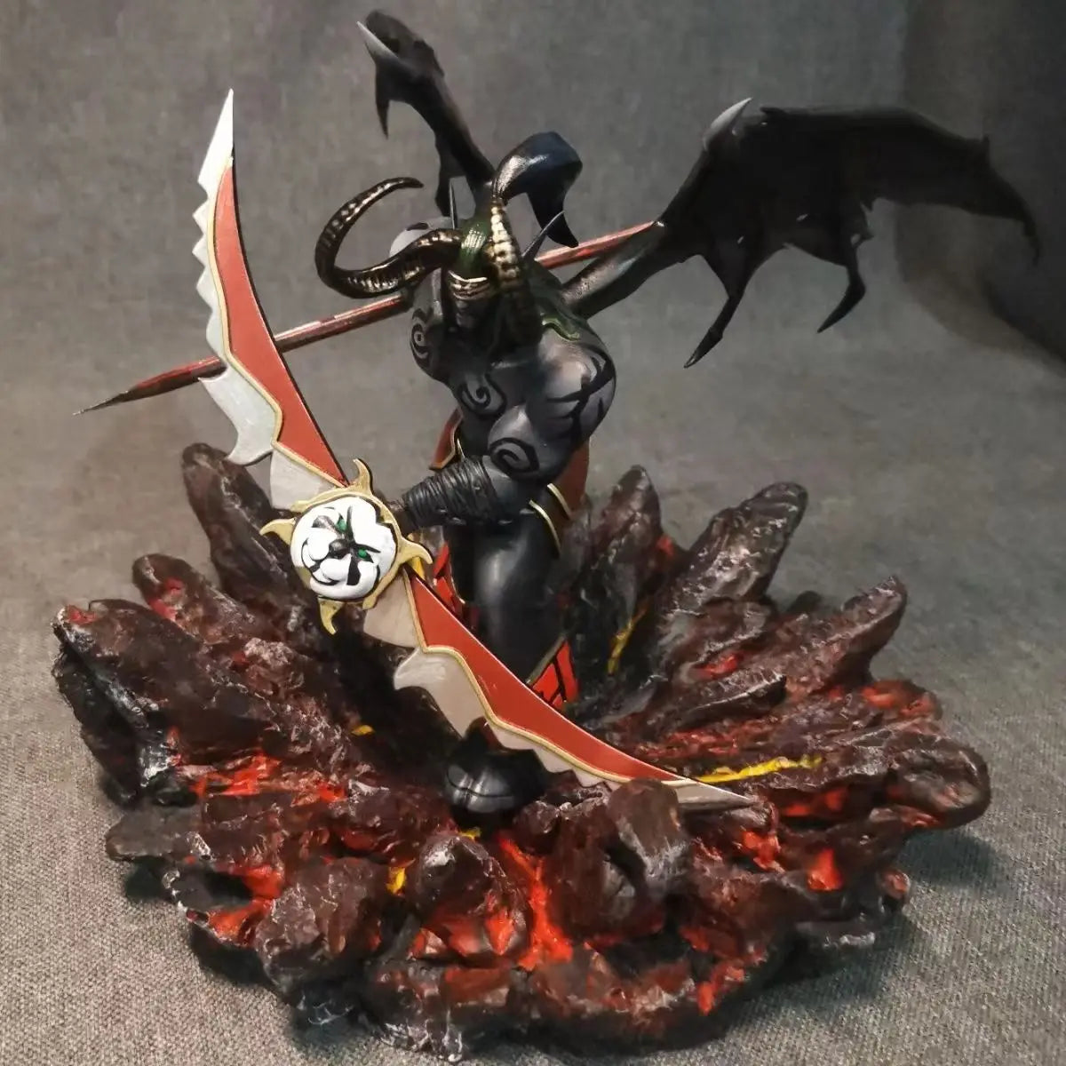 【In Stock】Original DOTA Anime Figurine Terrorblade Statue Figures Cartoon Toy Collectible Model Toy A Nice Gift