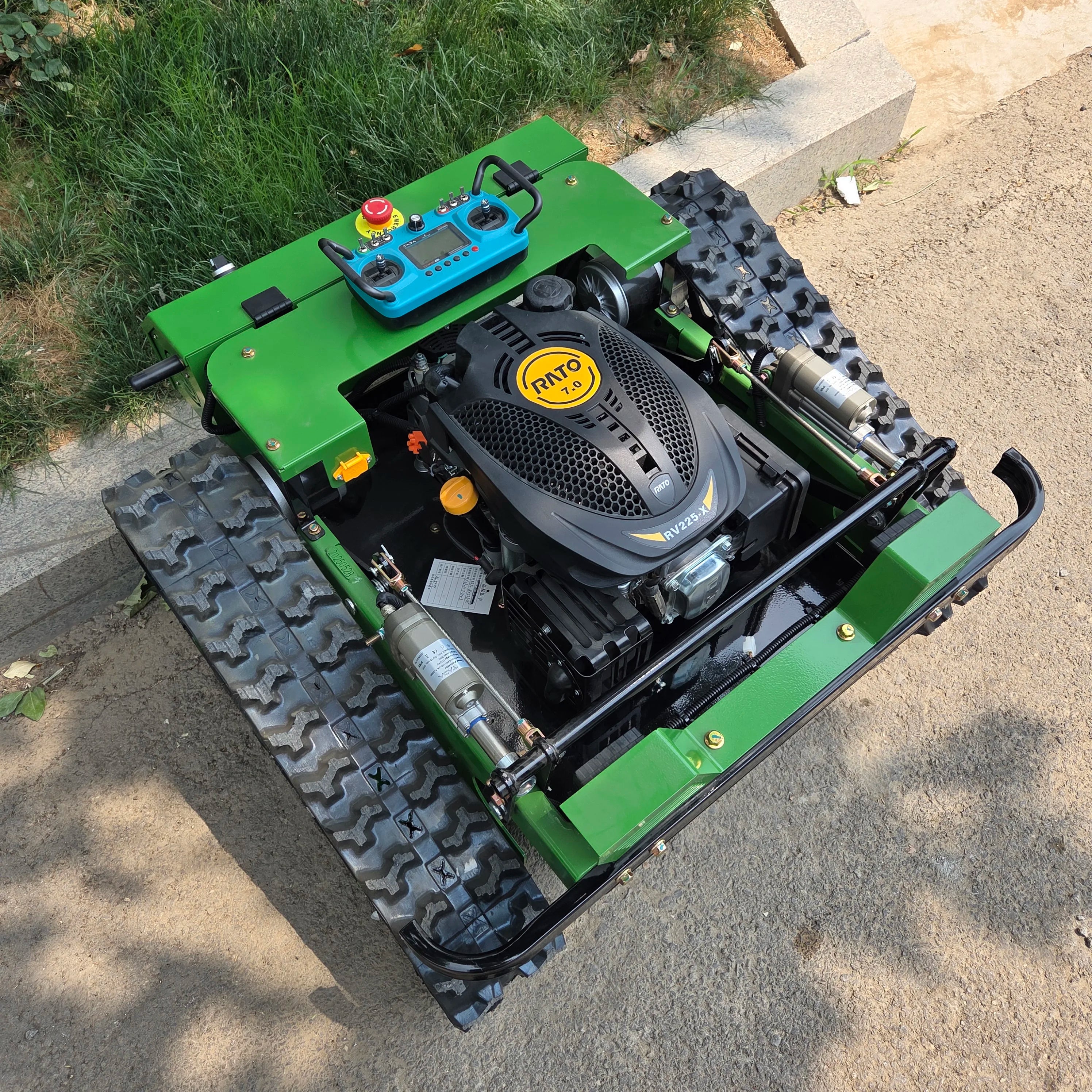 Hot sale Black Warrior intelligent remote control lawn mower Euro 5/EPA crawler high efficiency and high quality machine