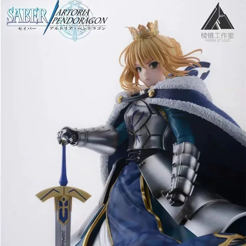 Neuwertige Steppdecke „Altoria Blue Armor Saber“ (handgefertigtes Modell) mit stumpfem Haar, erhältlich bei uns.