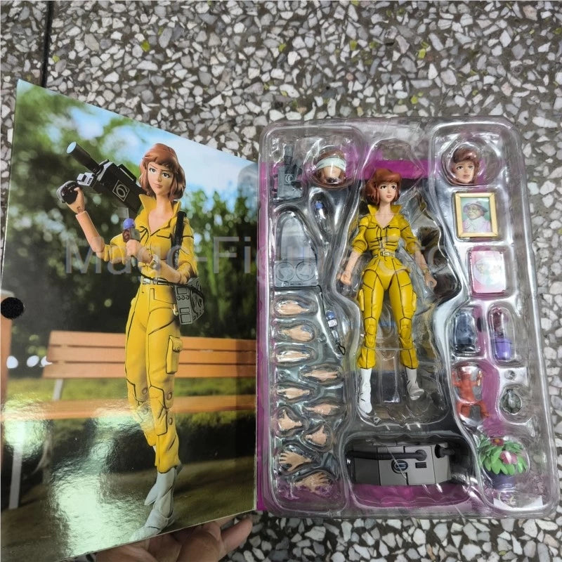 Neca Anime Yellow Clothes Female Reporter April O'Neil Action Figure Collection Model Toys Joint  Birthday Gift