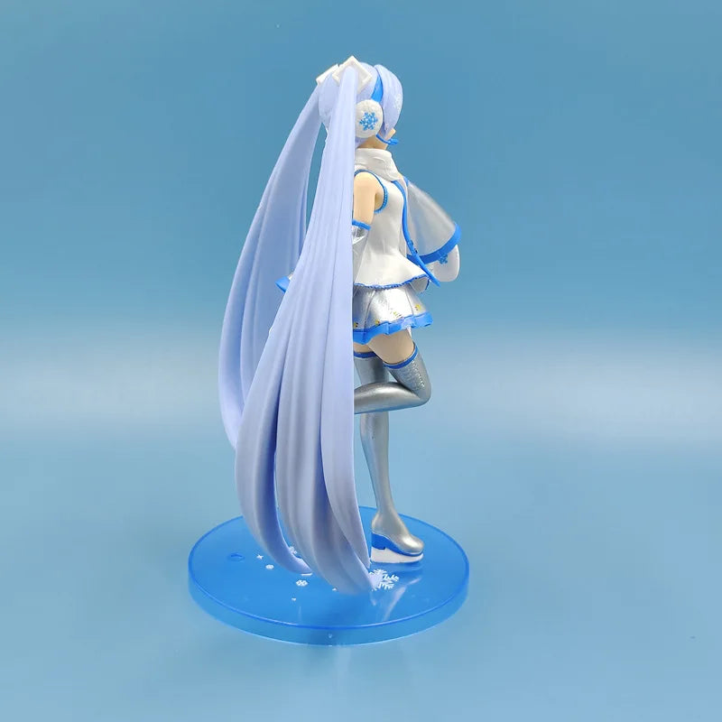 22CM Аниме Фигурка Вокалоид Хацуне Мику SPM Фигура Сноу Мику Скайтаун Версия Изправен Аниме Модел Играчка Подарък Колекция Екшън Фигурка