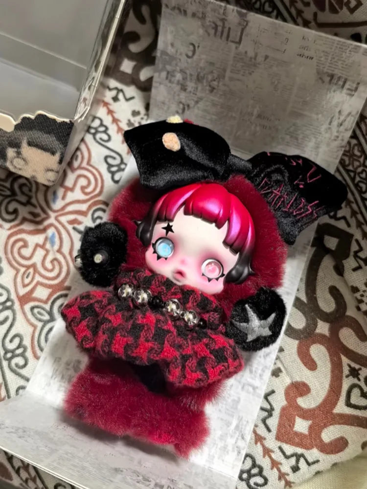 POPMART Оригинална лимитирана серия SKULLPANDA SP6000 серия екшън фигурка висяща картичка изненада подарък