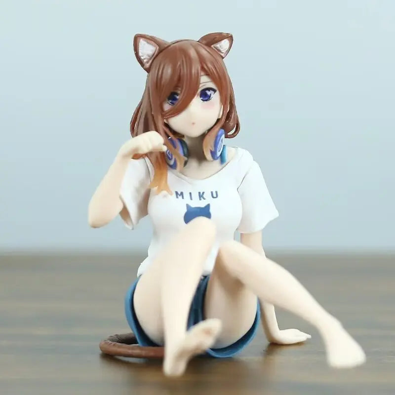 Anime The Quintessential Quintuplets Desktop Cute Nakano Itsuki Figures Cat Room Wear Ver Girl Statue Model Doll Desk Decoration