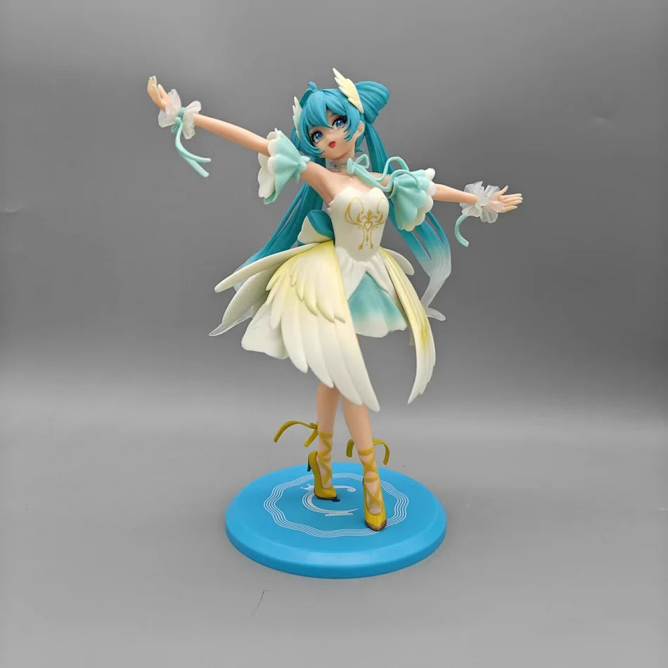 Hot 18cm Fashion Hatsune Miku Anime Figure Cheerleader Hatsune Miku Action Figures Kawaii Girl Figurine PVC Collection Model Toy