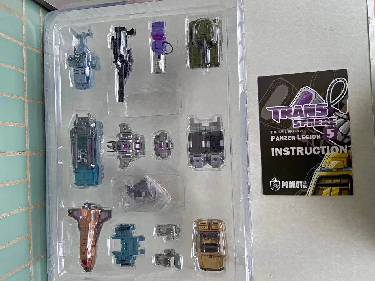 PocketToys Transformation Bruticus 5 in 1 PT05 PT-05 Combo G1 Battle Titan 27cm Action Figure Toy Collectible Gift in Stock