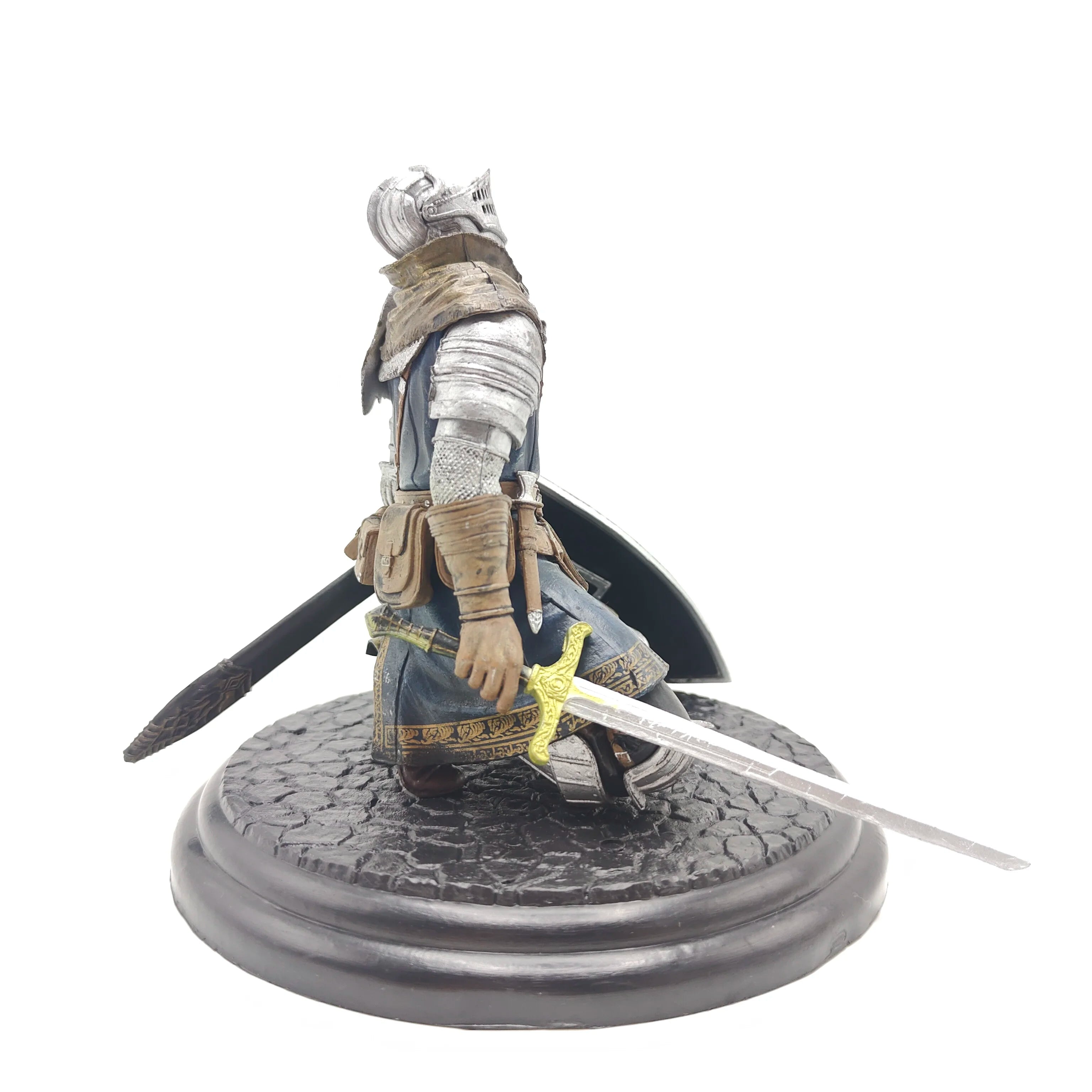 DARK SOULS Superior Knight Kneeling Position Vinyl Figurine Doll Action Figure Collection Game Model Toys