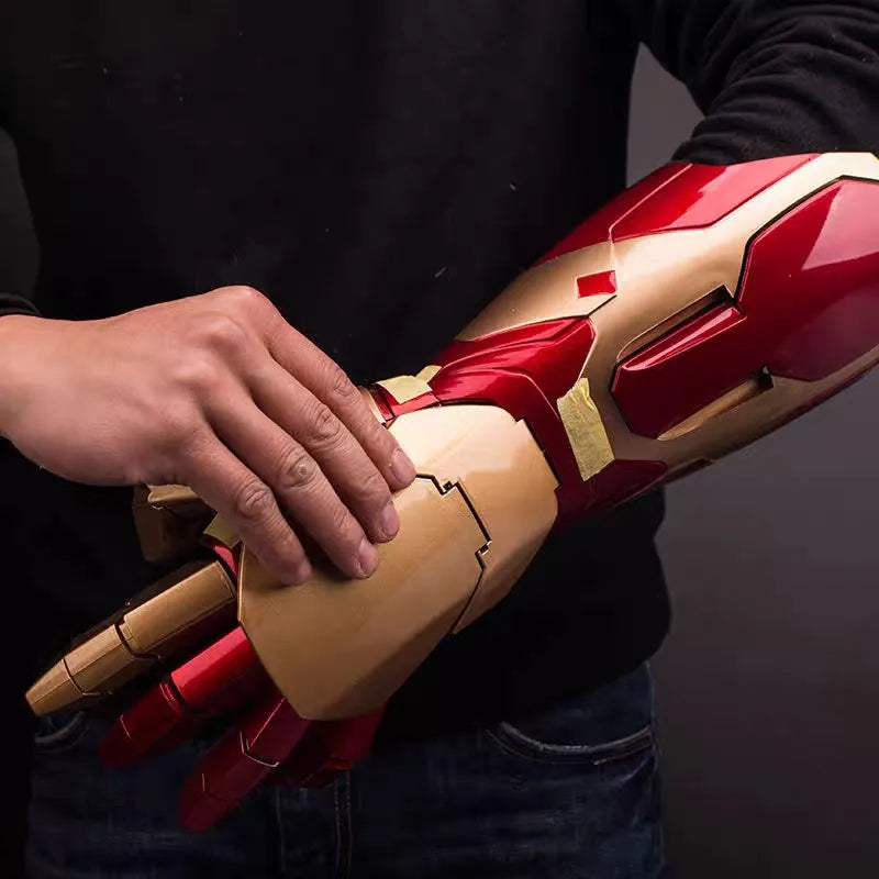 In Stock Wearable Steel Armor Hand Gloves Mk42 For Left And Right Hand Cosplay Model Toy Collectible Action Figure Accessories ﻿