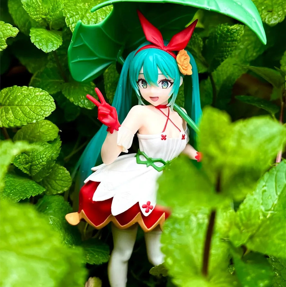 In Stock Hatsune Miku Anime Figure Fashion Subclture Miku Action Figure Christmas Gift PVC Collection Model Kawaii Girl Doll Toy