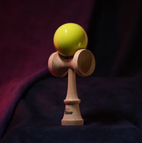 Kendama Tasse Schwert Jade Tasse TA Serie Profi Anfänger Schwertball Spielzeug für Anfänger Jonglierspiel im Freien Sportball