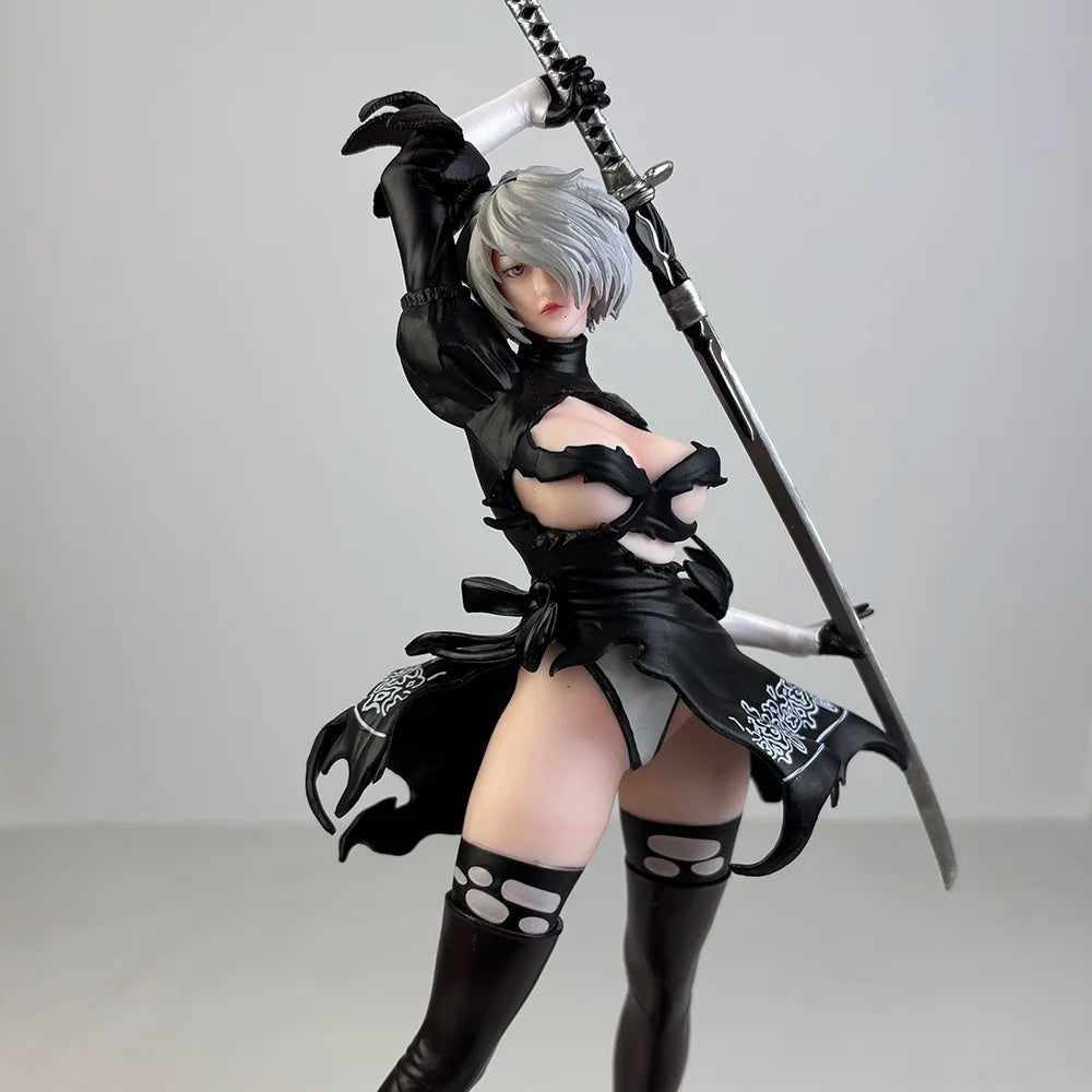 32 cm NieR: Automata Pod YoRHa Nr. 2 Typ B 2B zwei Köpfe PVC-Actionfigur Anime-Figur Modell Spielzeugsammlung Puppengeschenk