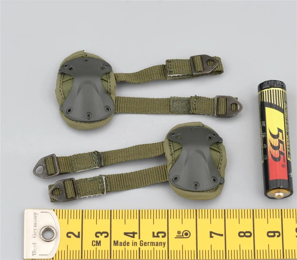 1/6 Soldierstory SS134 Asia Soldier Handsome Guy Man Head Sculpt Carving Knee Pad Elbow Sunglasses For 12" DAM COO Action Figure