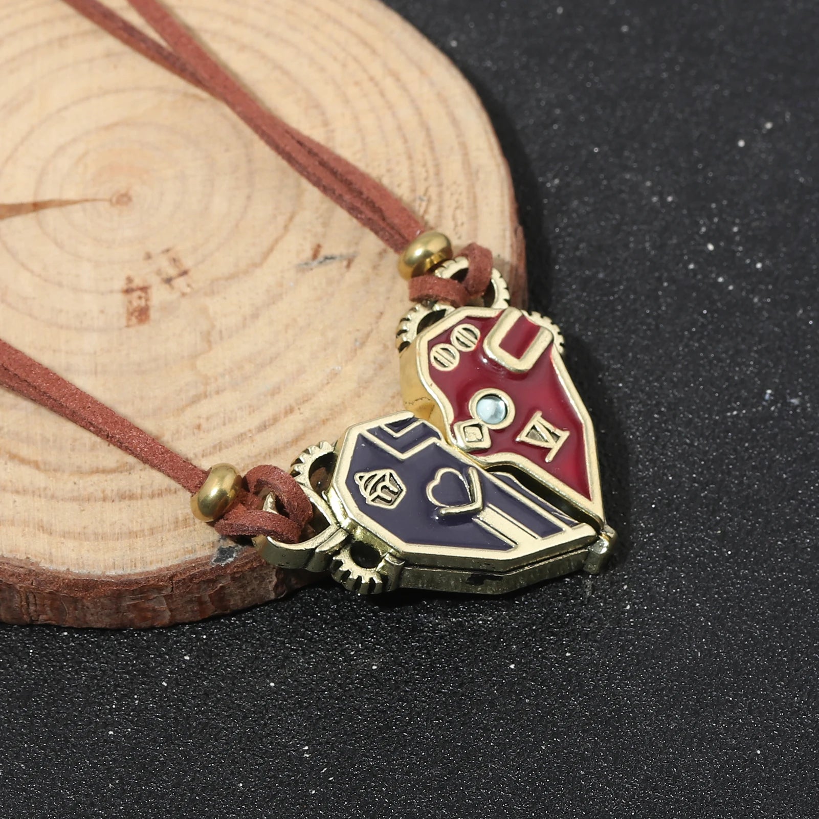 Game Arcane League of Legends Caitlyn Vi Necklace Pendant Men Women Disguise Magnet Lovers Chain Backpack LoL Cosplay Accessoriy