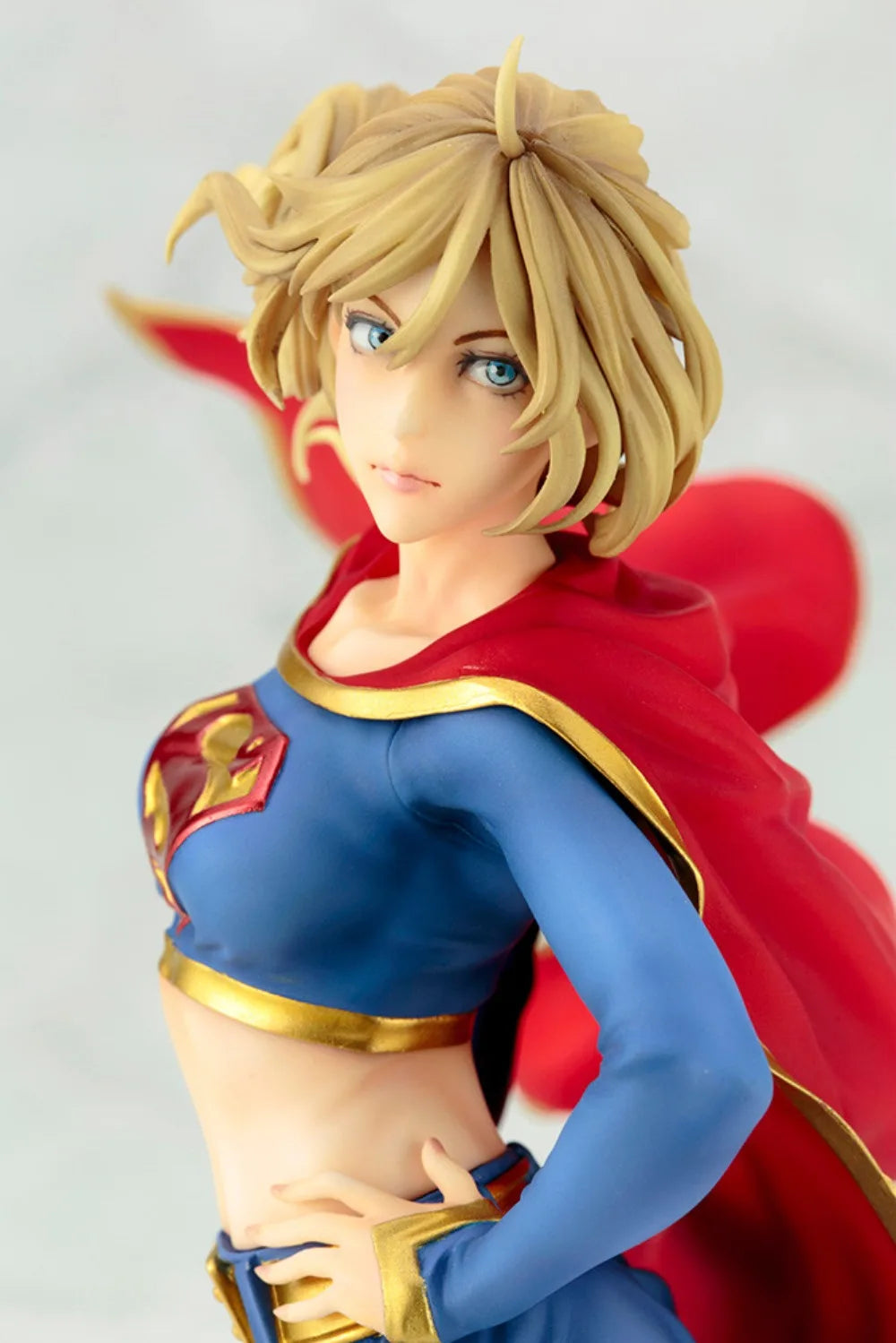 100% Original in Stock Kotobukiya Bishoujo Statue Supergirl Vers.2 Anime Figure Action Figure Collection Series Model Toys