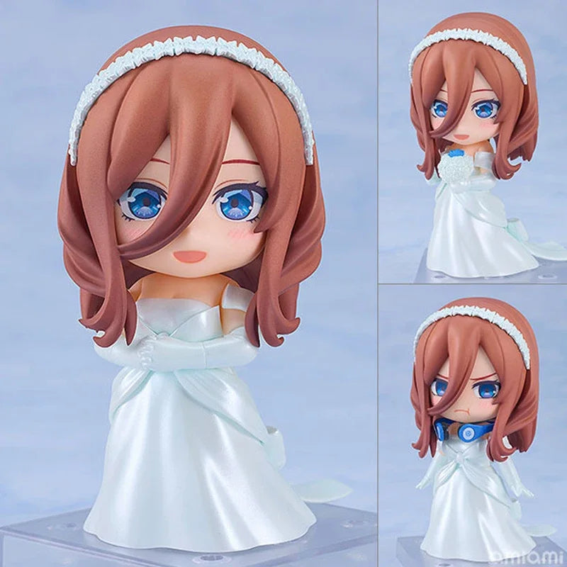 26cm The Quintessential Quintuplets Anime Girl Figure Miku Nakano Action Figure Ichika/Nino Nakano Figurine Model Doll Toys Gift
