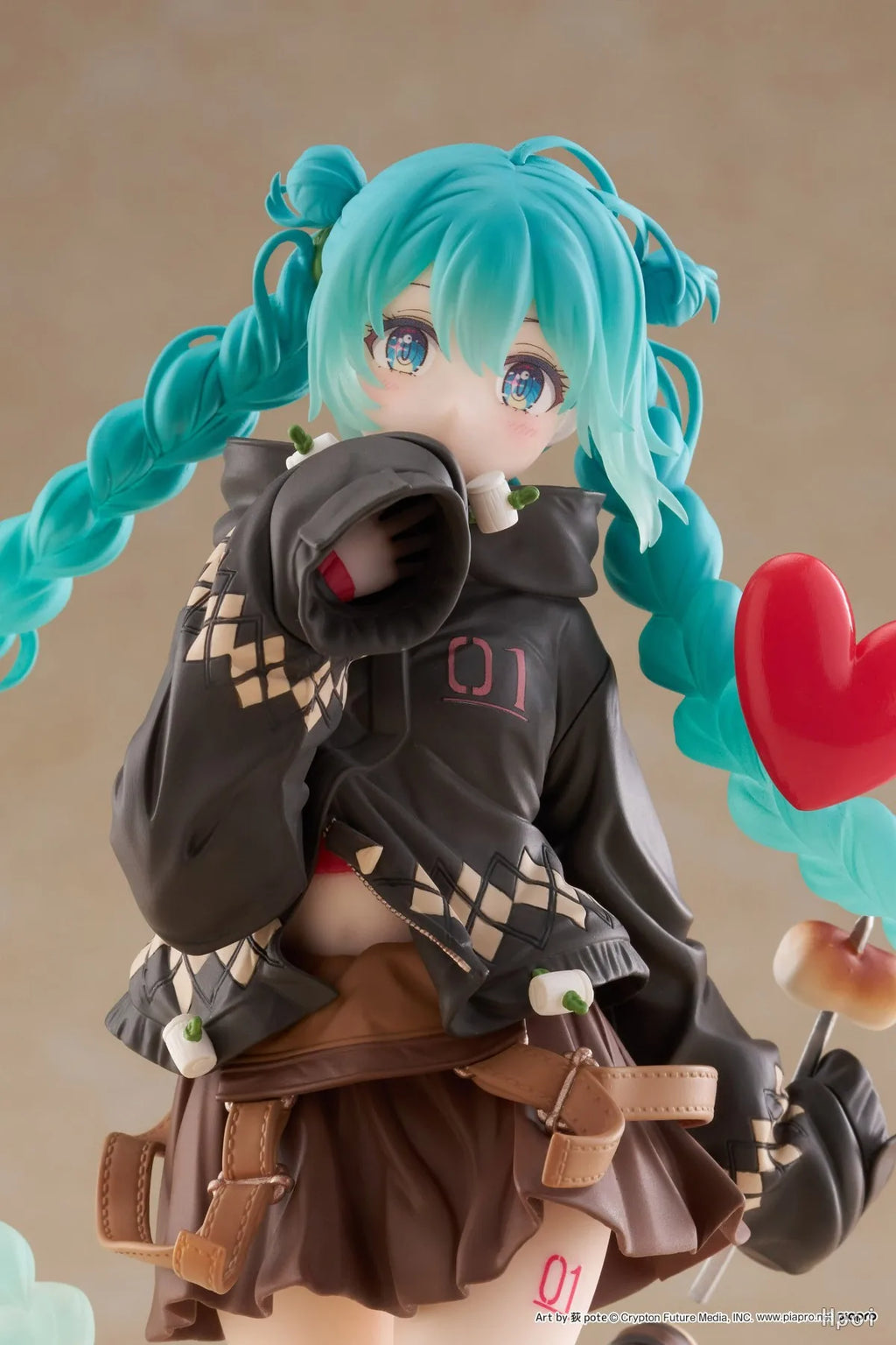 Original Genuine Taito Prepainted Hatsune Miku Fashion Series Piapro Characters Hatsune Miku Outdoor H=180mm Figure Decoration