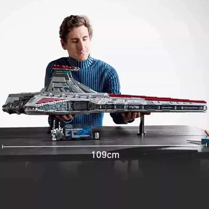Stock NEW 75367 Biggest Venator Class Republic Attacks Cruiser 5374Pcs Home Decoration Assembly Model For Christmas Gifts