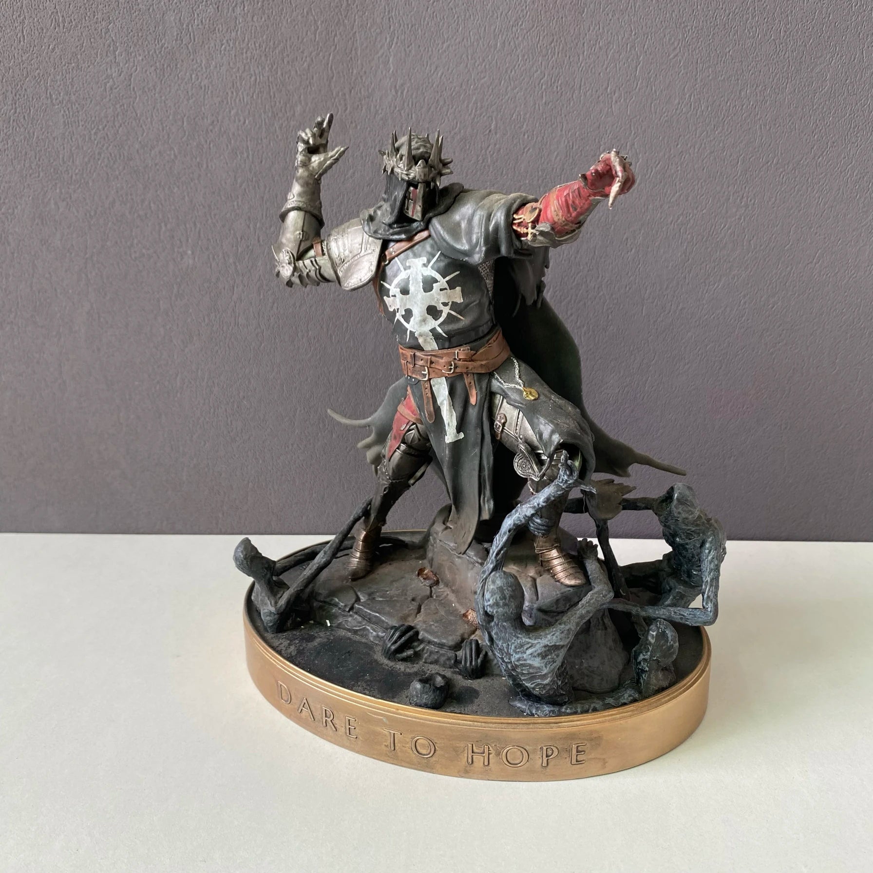 Genuine Loose Without Original Box Lords Of The Fallen Collector'S Edition Display Figure – Desktop Scene Model Toy