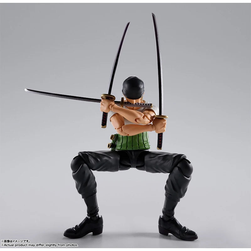 В наличност Bandai Оригинална кутия SHF One Piece Roronoa Zoro Romance Dawn Аниме екшън фигурка Завършен модел Комплект играчка Подарък