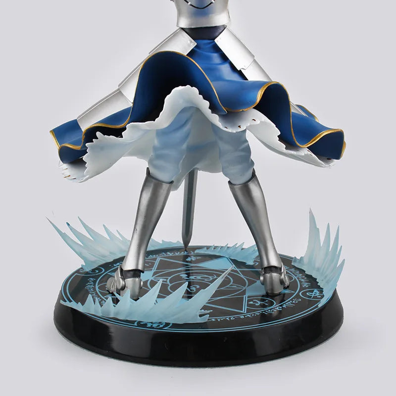 Anime-Figur Fate/stay night Nüchterner Ritter mit Schwert, stehende Position, Umhang, Modell aus PVC, Sammlerstück, Geschenk, Spielzeug, Skulptur, 23 cm