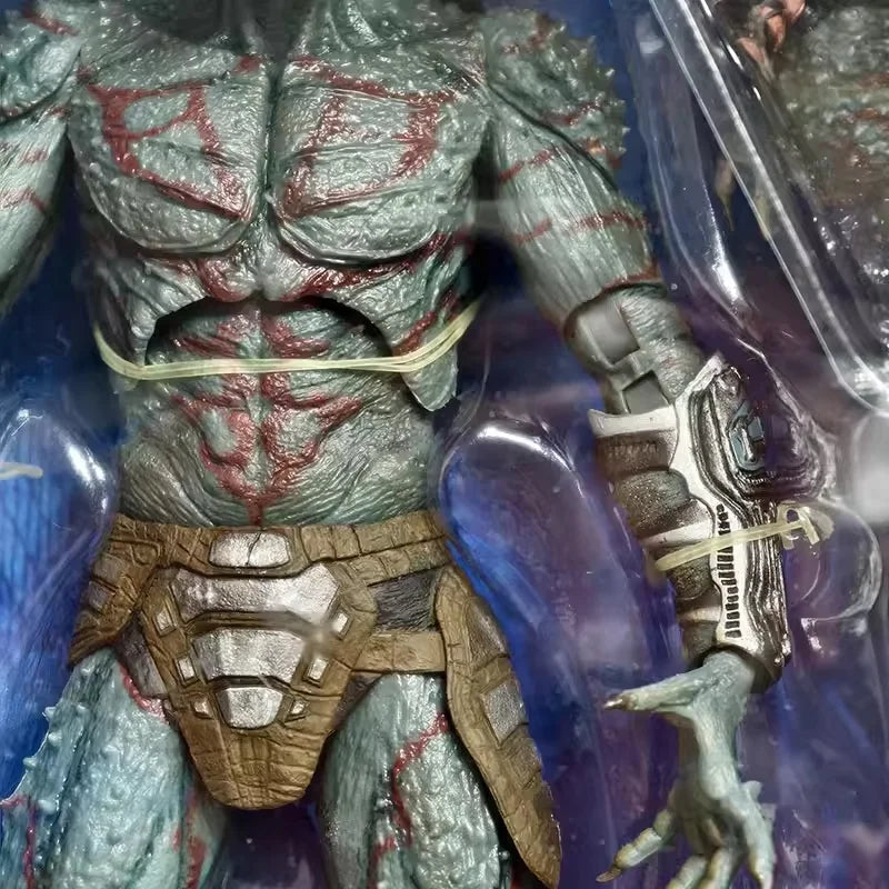 NECA Armored Assassin Predator Figure Hunter The Predator Action Figuras Manga Figurine 2018 Movie Anime 7-Inch Model Toys Gift
