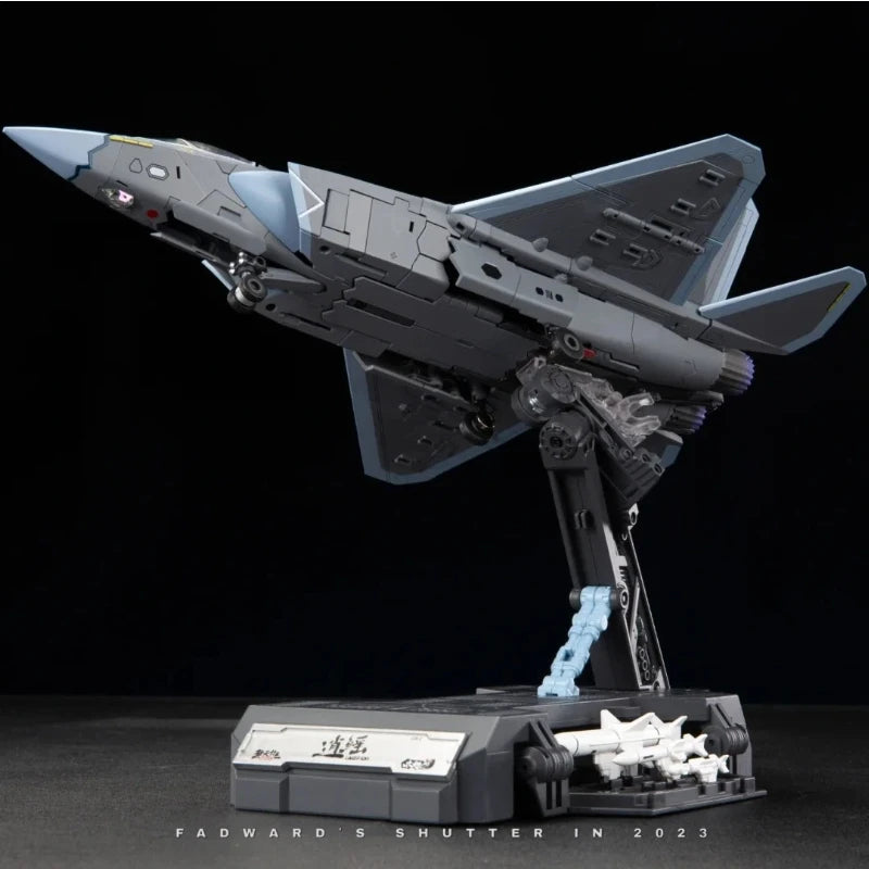 TOUCHTOYS 1/18 Carefray J35-C Carrier-Based Aircraft Alloy Finished Model Action Figures With Stand Transformable Mecha Toy Gift