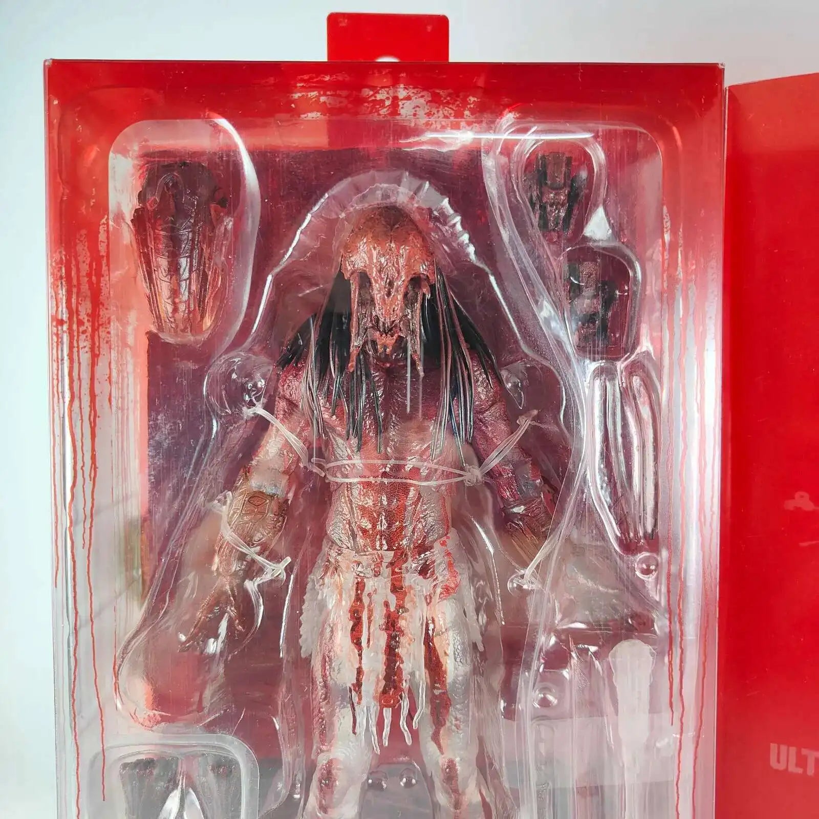 НОВА Мечка Кръвна Прей Ultimate Feral Predator Екшън Фигурка Модел Играчки Съвместна Подвижна Кукла Ужас Подарък За Деца