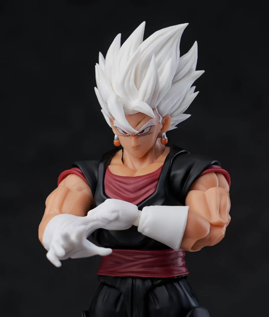 IN STOCK YGmw Toys Vegito Figure Weekly Color Version Dragon Ball SHF Super Saiyan God Vegito Anime Action Figures model toy gif